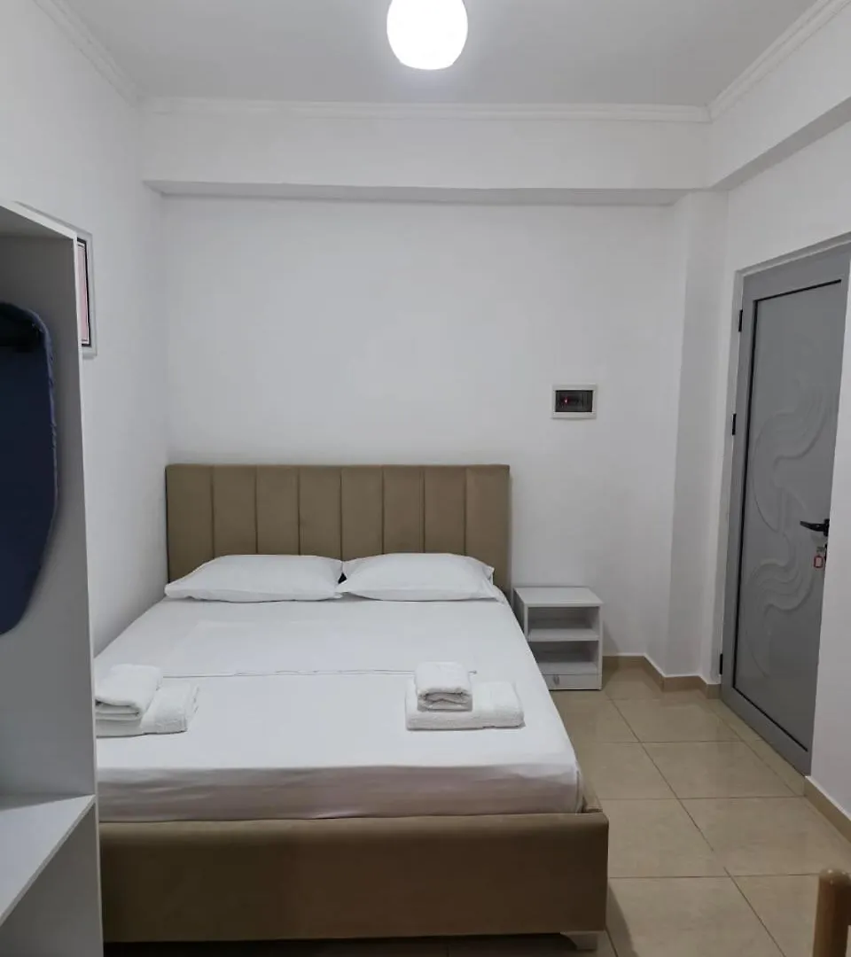 Jimmy'S Studios Ksamil Pensionat